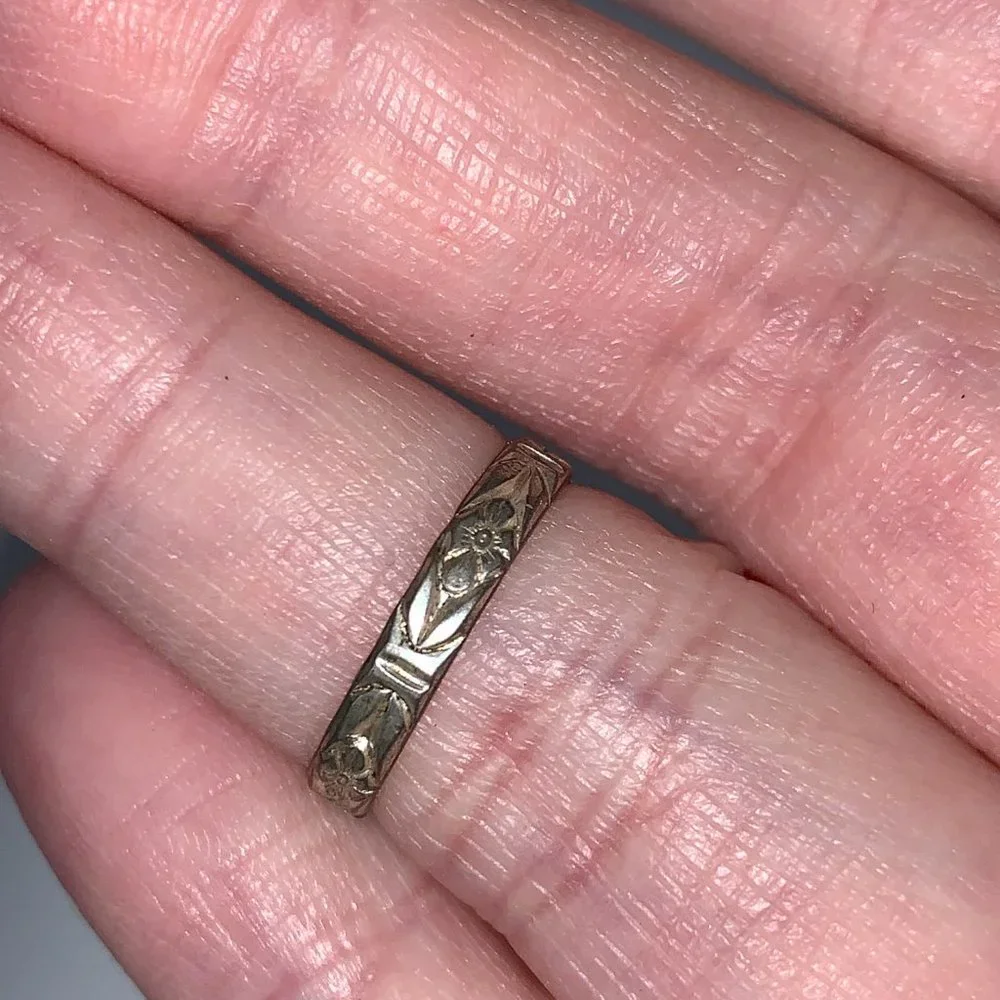 Sterling Silver Floral Design Ring, Size 3 1/4